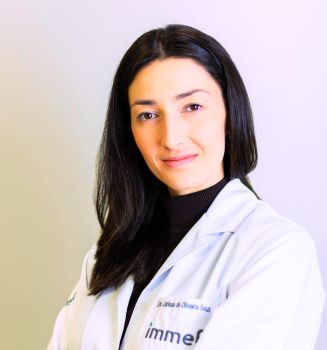 Dra. Larissa de Oliveira - IMMEF